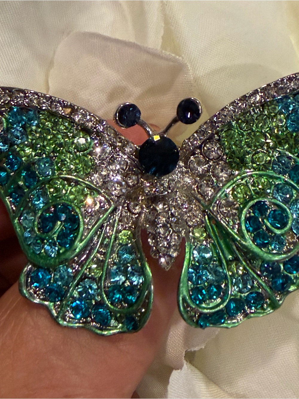 Oversized Rhinestone Butterfly Statement Cocktail Ring - Adjustable - Picture 6 of 16